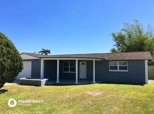 3434 Jackson Dr, Holiday, FL 34691