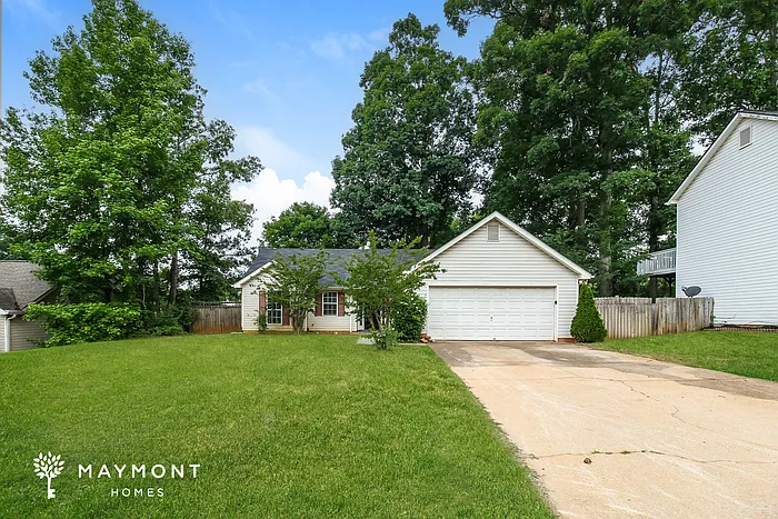 630 Fieldcrest Dr — Photo 1