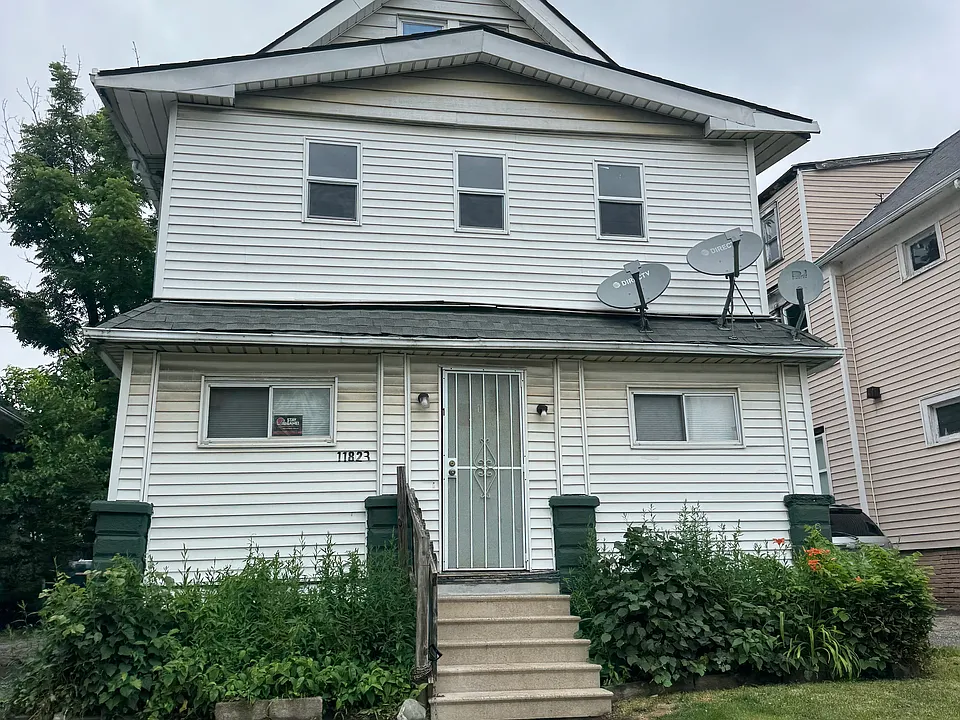 11823 Imperial Ave #3