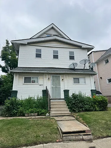 11823 Imperial Ave Photo 1