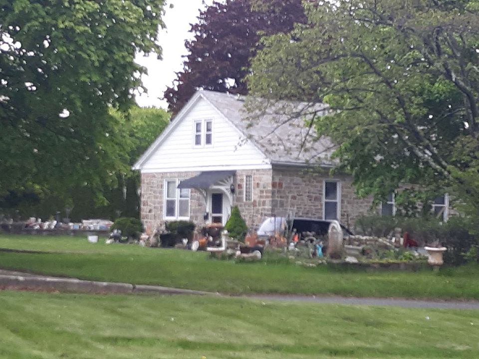 190 E Main St, Pen Argyl, PA 18072 Zillow