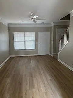 2 bed, 2.5 bath, 1100 sqft, $1,700 — Photo 2