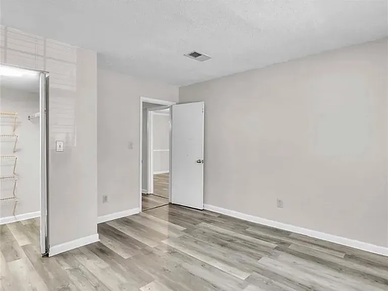 6900 Roswell Rd #10Q — Photo 4