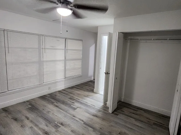 1605 N Gomez Ave — Photo 40