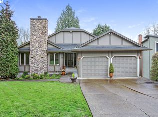 10610 SW 14th Dr, Portland, OR 97219