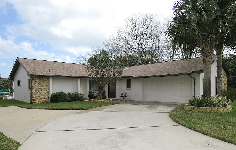 1st image of 18 Creek Ct
