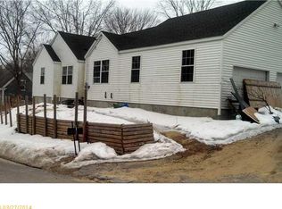 14 Weymouth St, Richmond, ME 04357