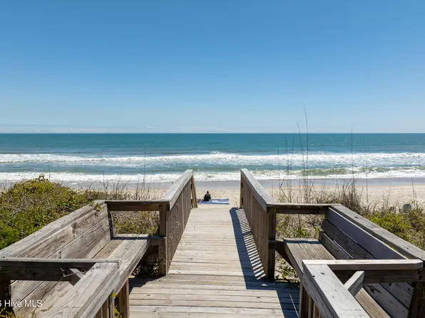 3976 Island Drive, North Topsail Beach, NC 28460