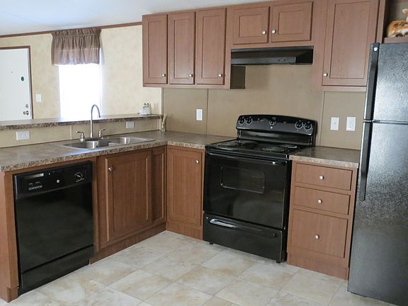 5th image of 1511 Oak Grove Vlg