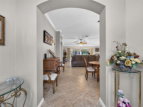 5th image of 17246 SE 85th Willowick Cir