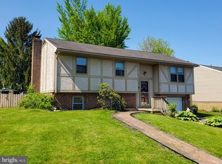 231 Marion Ter, Ephrata, PA 17522