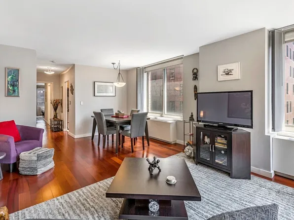 145 E 48th St APT 17F, New York, NY 10017