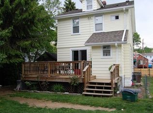 125 Thelma Ave, Merrick, NY 11566