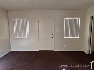 649 1/2 N Kingsley Dr #B, Los Angeles, CA 90004