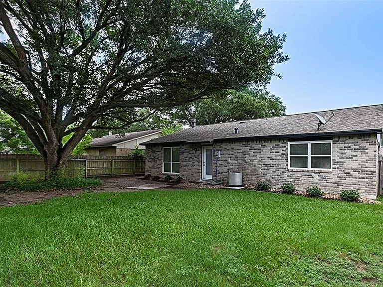 4411 Kacee Dr — Photo 19