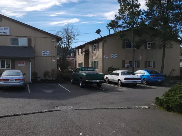 2611 E 25th St, Vancouver, WA 98661