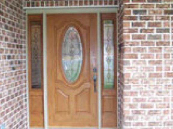 3rd image of 104 Oakmont Way