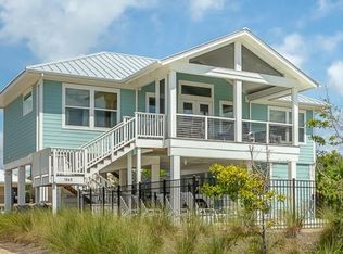 1065 W Gulf Beach Dr, Eastpoint, FL 32328