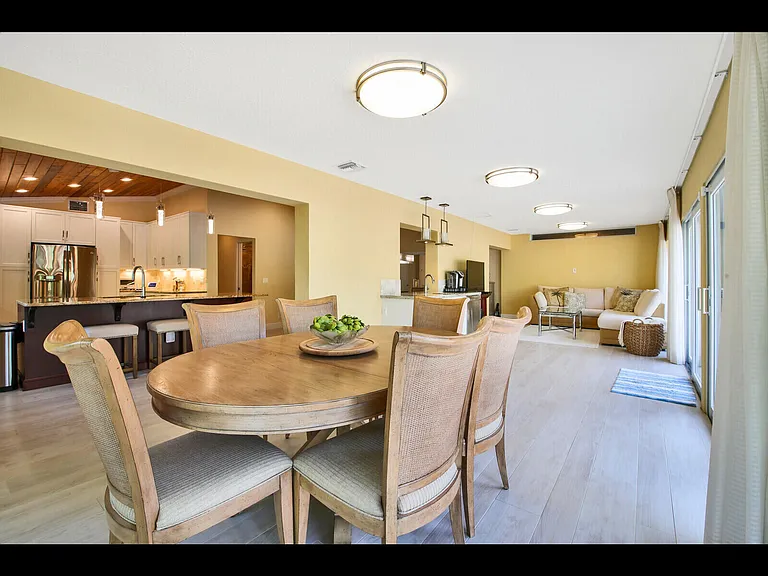 451 N Lyra Cir — Photo 15