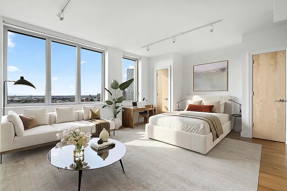 300 Ashland Place — Photo 1