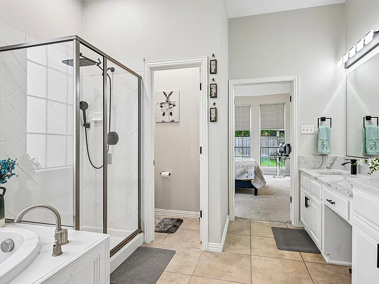 837 Moss Cliff Cir — Photo 15