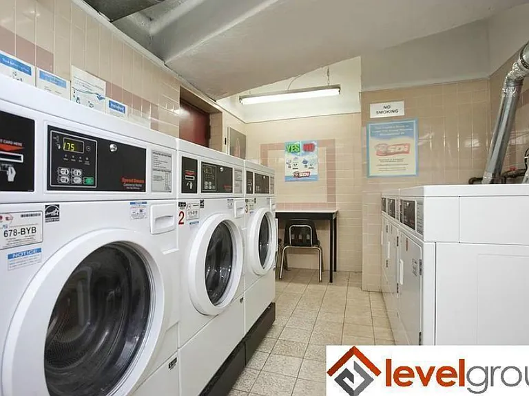 152 E 35th St #3H — Photo 10