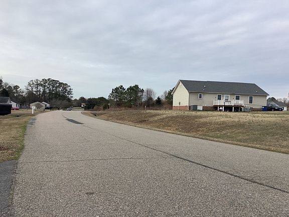 5th image of 24914 Creek Ln