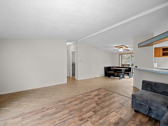 4th image of 24828 S Pine Spring Rd