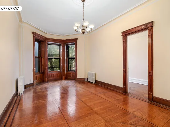 252 Garfield Place image 1 of 4