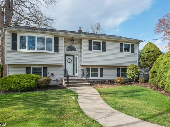 39 Homestead Ave, East Hanover Twp., NJ 07936