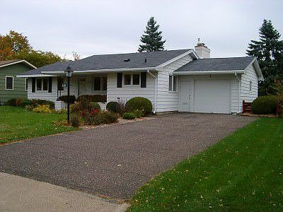 Another view of the front.