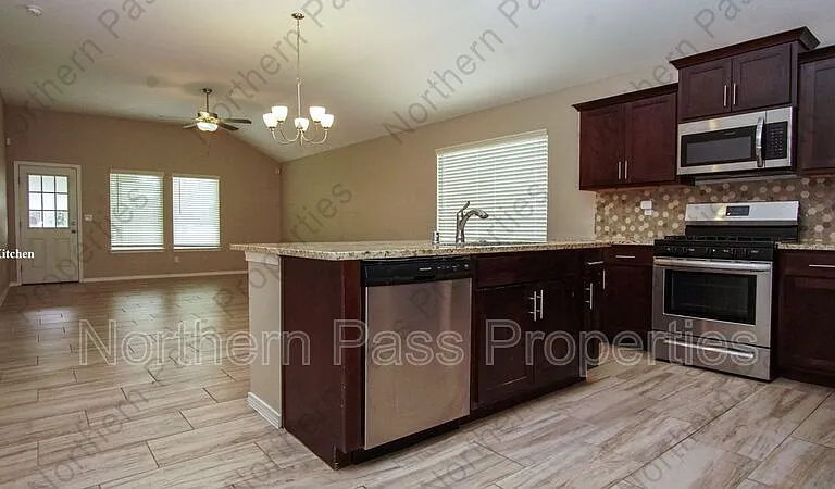 1088 Sky River St — Photo 4