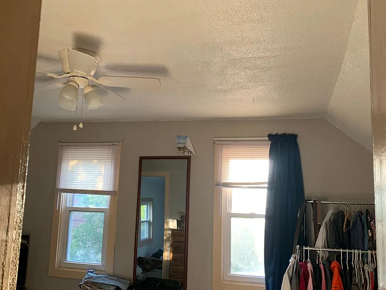713 Sumner St — Photo 24