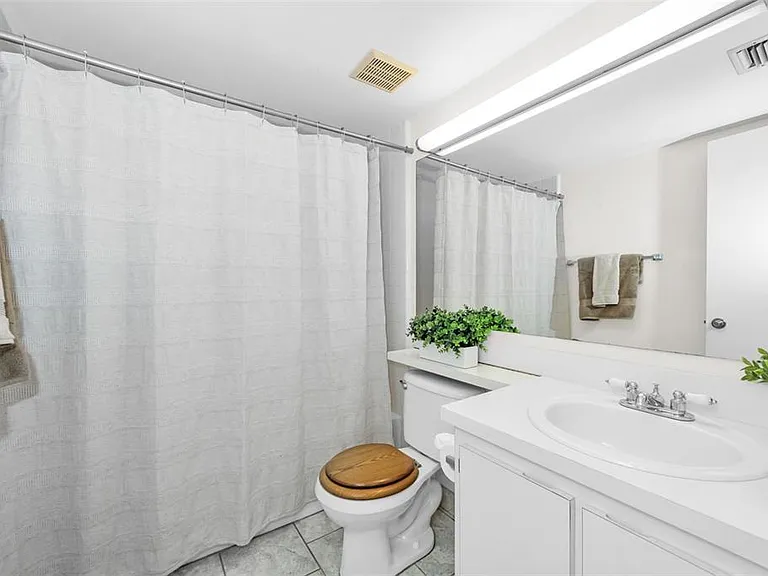 2687 Pine Ridge Way S #B2 — Photo 19