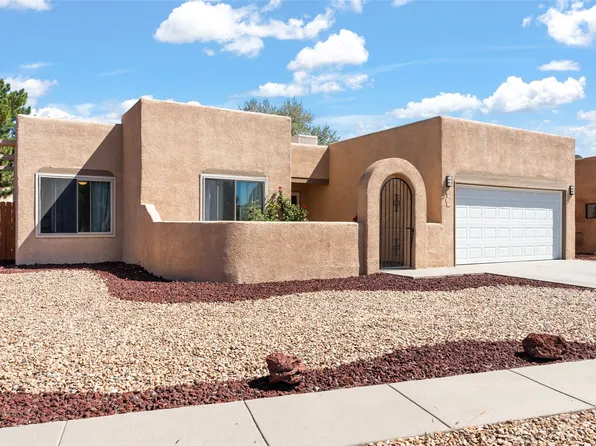 7507 Sagebrush Rd, Santa Fe, NM 87507