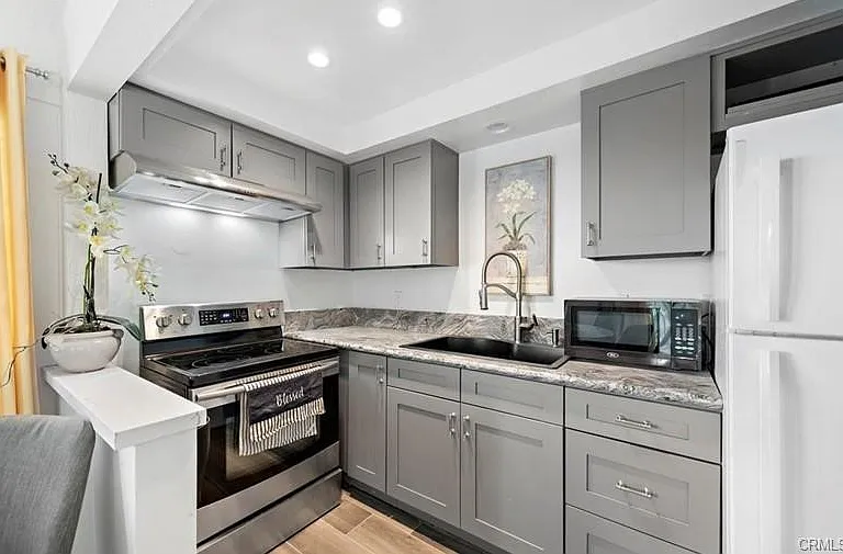 31736 Seacliff Dr — Photo 24