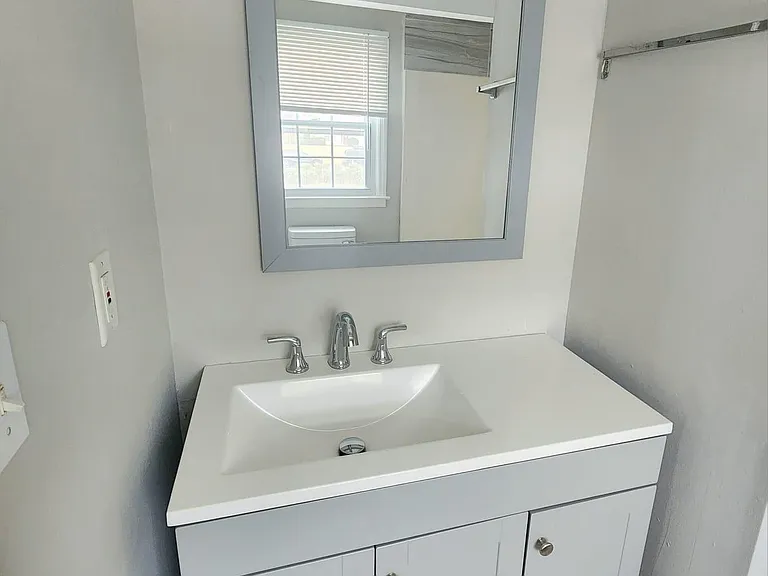 129 Old Ferry Way — Photo 5