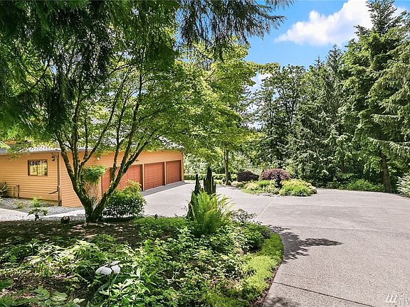 There's room for RV parking.