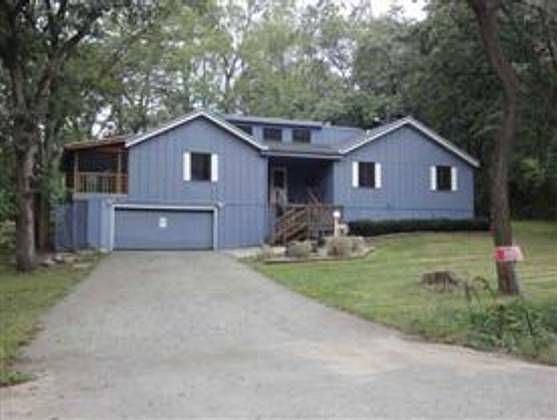 1st image of 4101 N Woodhue Dr