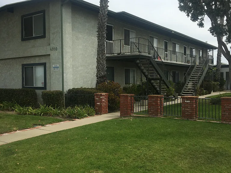 4910 Nautilus St #B — Photo 1