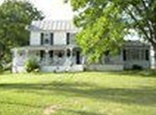 1463 Davis Run, Buchanan, VA 24066