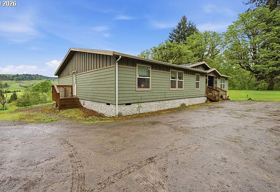 4th image of 7910 SE Amity Rd