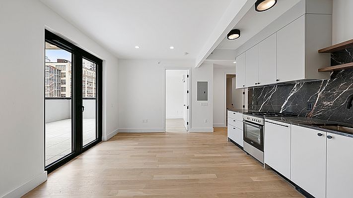 1st image of 250 Gold St #809