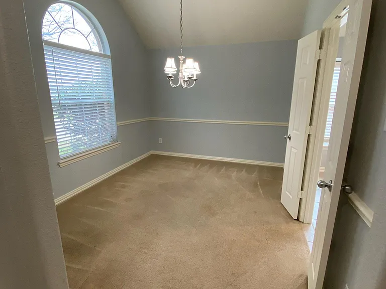 2508 Canyon Bay — Photo 3