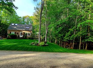 37 Barbara St, Springvale, ME 04083