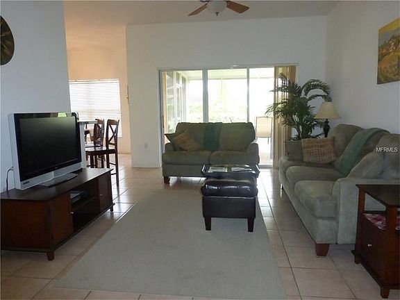 3rd image of 255 New River Dr