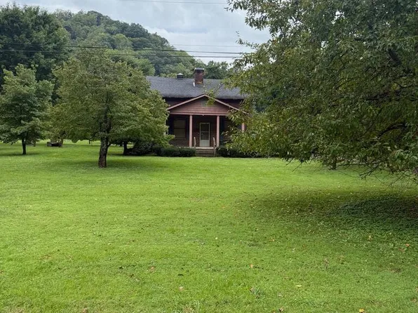 426 Victory Ln, Williamson, WV 25661
