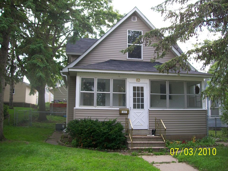 1st image of 412 1st Ave S