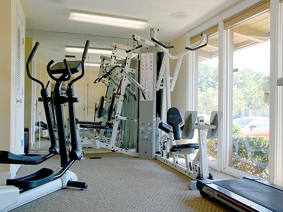 St. John's Pointe Fitness Center