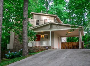 1321 Dogwood Ln, Tucker, GA 30084